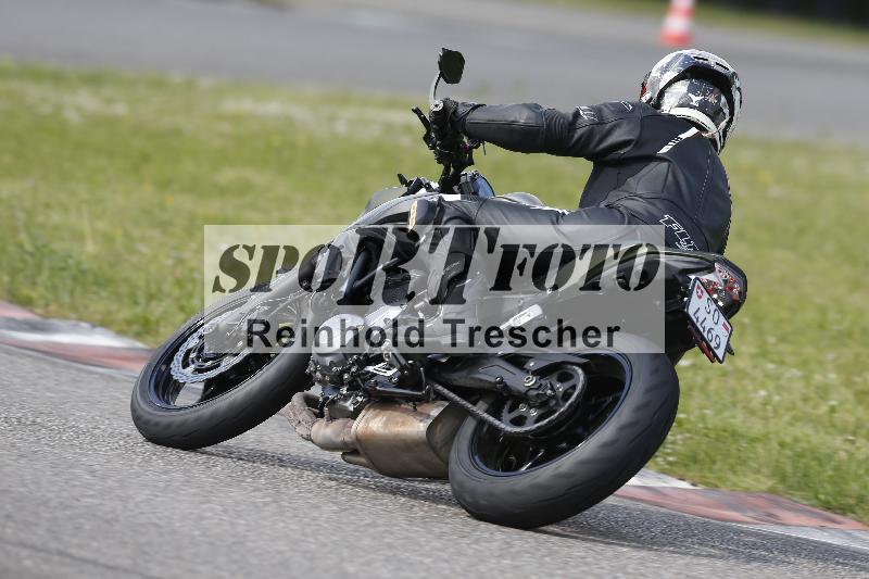 /15 13.05.2025 Max Racing ADR/Gruppe gruen/backside